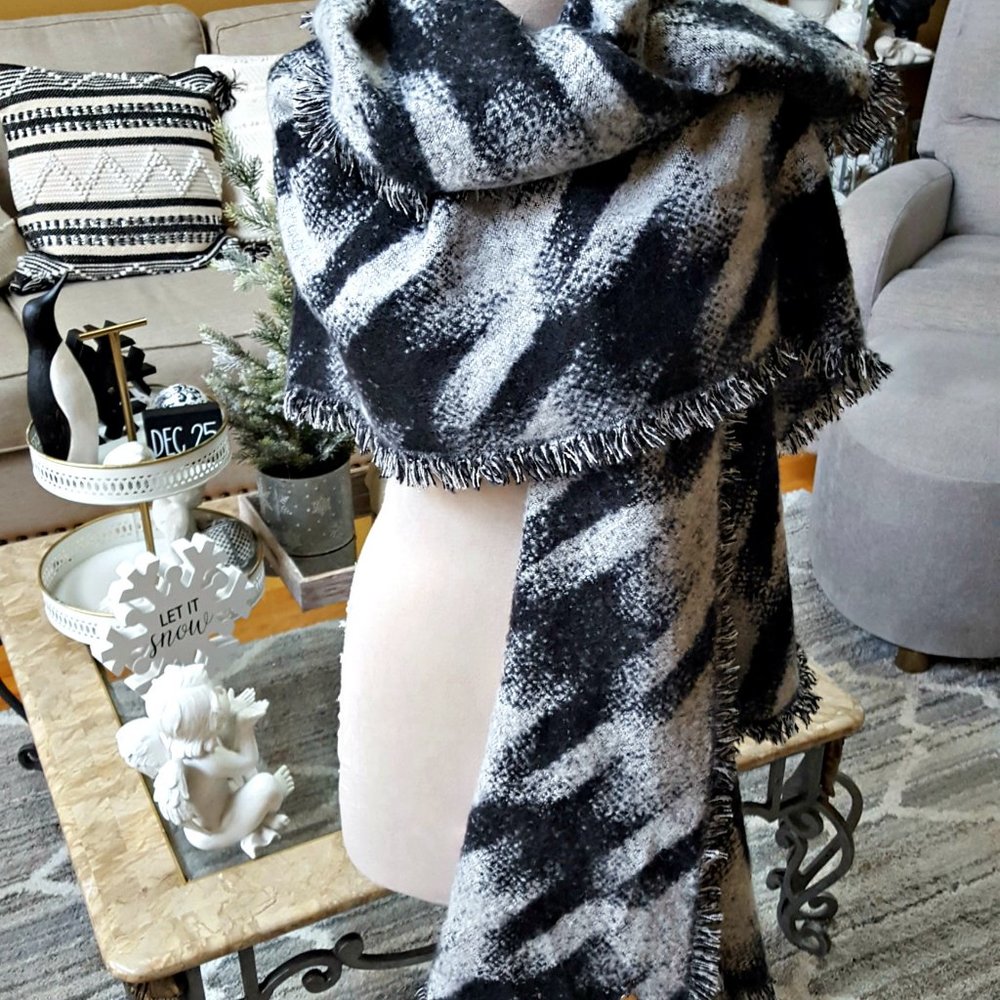 NEW! BOHO Abstract COZY Comfy SCARF Bonfire WRAP